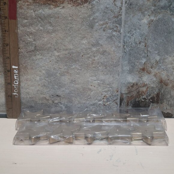 Star Shaped Decorative Floating Unscented Candles Set of 2 - Picture 6 of 9